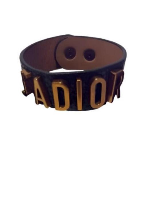 Lux Women Bracelet
