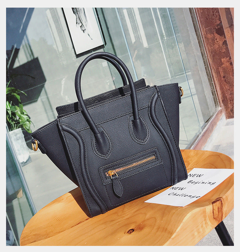 2020 Women's Fashion Handbag with Print and Shoulder Strap