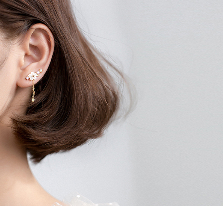 Shell Flower Earrings - Floral Design Earrings